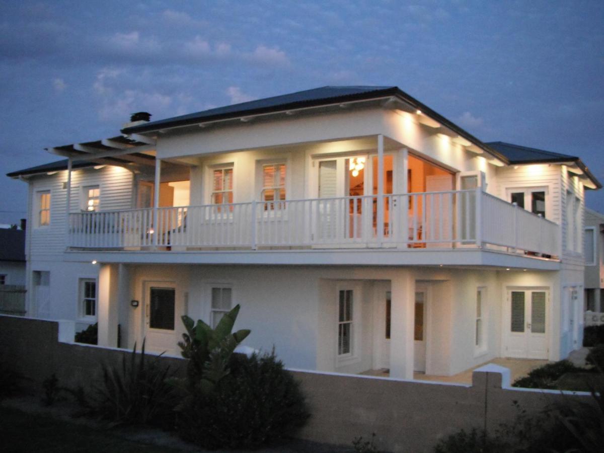 Shore'S Edge Luxury Oceanfront Home Херманус Екстериор снимка