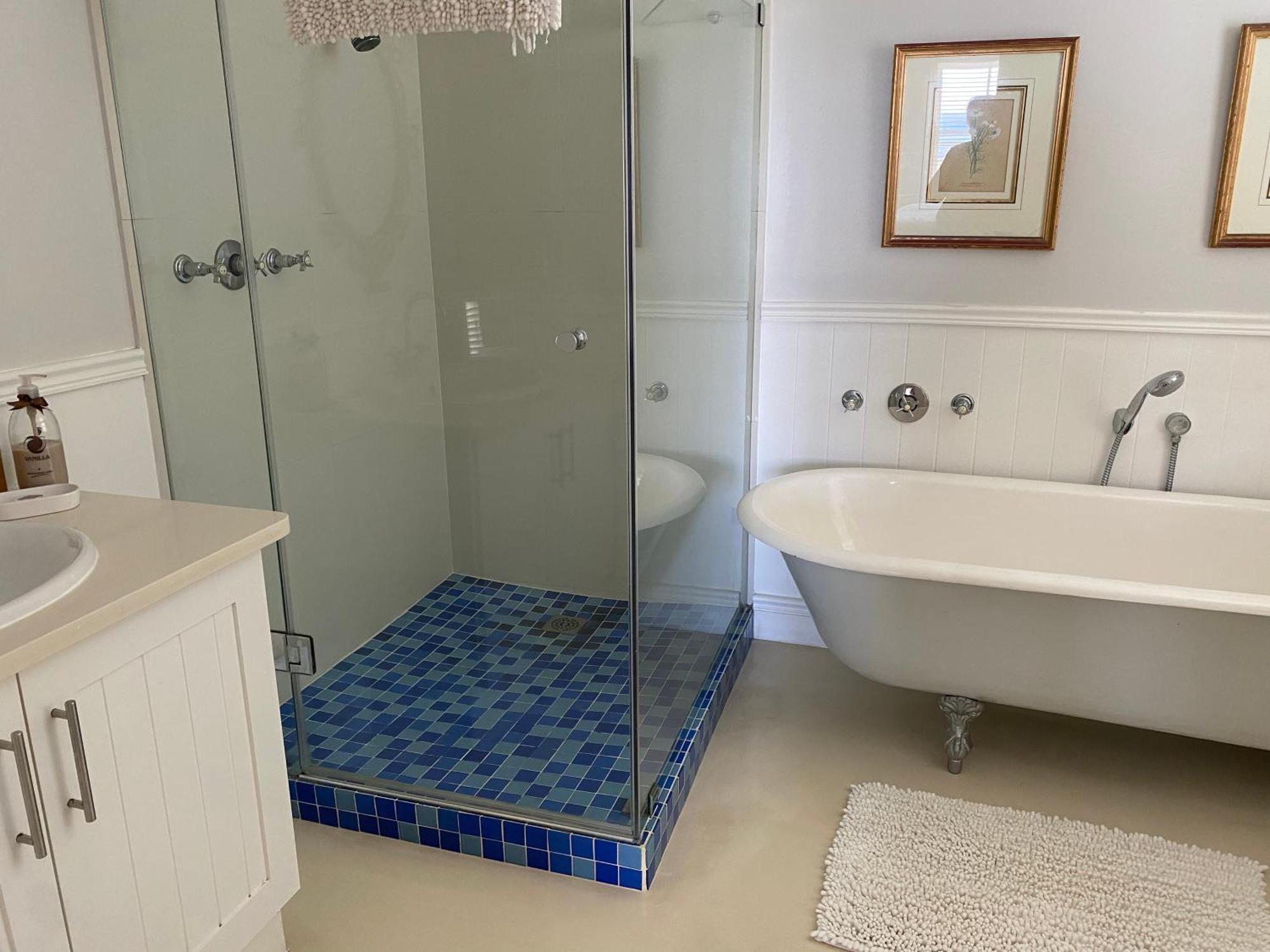 Shore'S Edge Luxury Oceanfront Home Херманус Екстериор снимка
